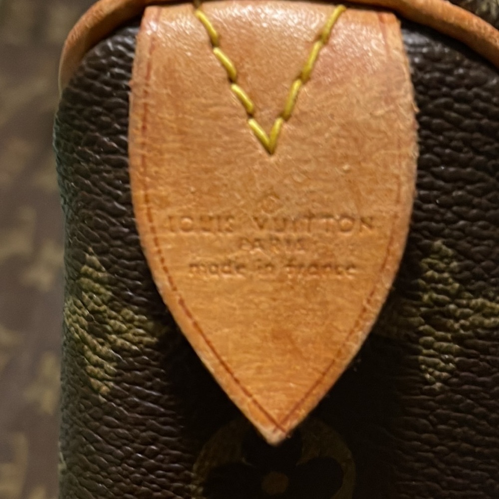 Authentic Louis Vuitton monogram speedy 35 - Picture 6 of 16